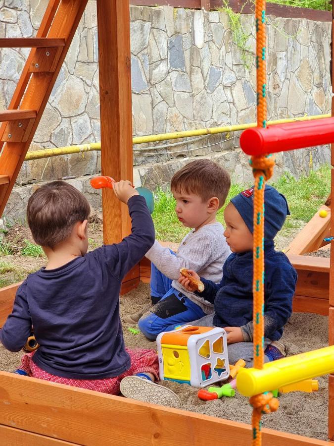 Pensiunea Moldova Πιάτρα Νέαμτς Εξωτερικό φωτογραφία