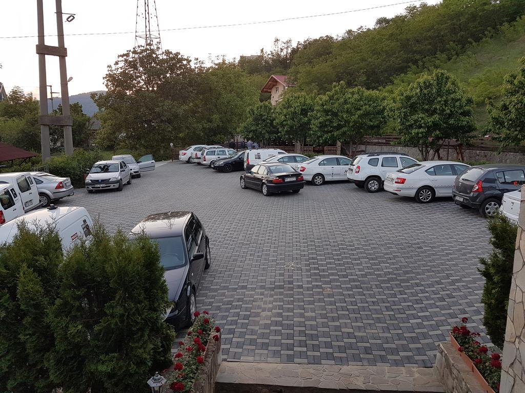 Pensiunea Moldova Πιάτρα Νέαμτς Εξωτερικό φωτογραφία