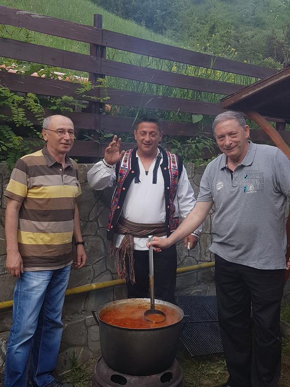 Pensiunea Moldova Πιάτρα Νέαμτς Εξωτερικό φωτογραφία