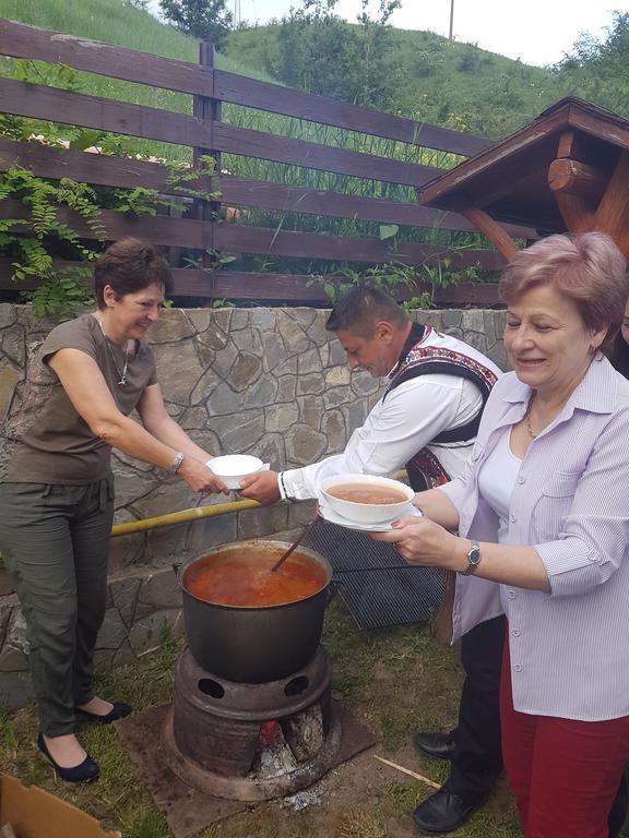Pensiunea Moldova Πιάτρα Νέαμτς Εξωτερικό φωτογραφία